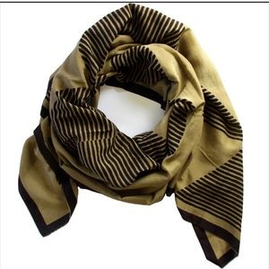 NWT Block Shop Textiles Temple Scarf